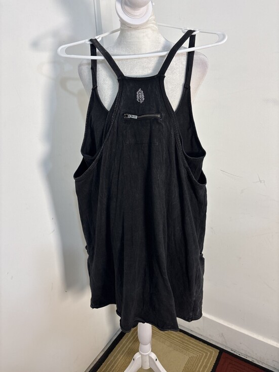 Free People Dresses & Skirts - Free People Hotshot Mini Dress Shorts Washed Black Medium NWOT